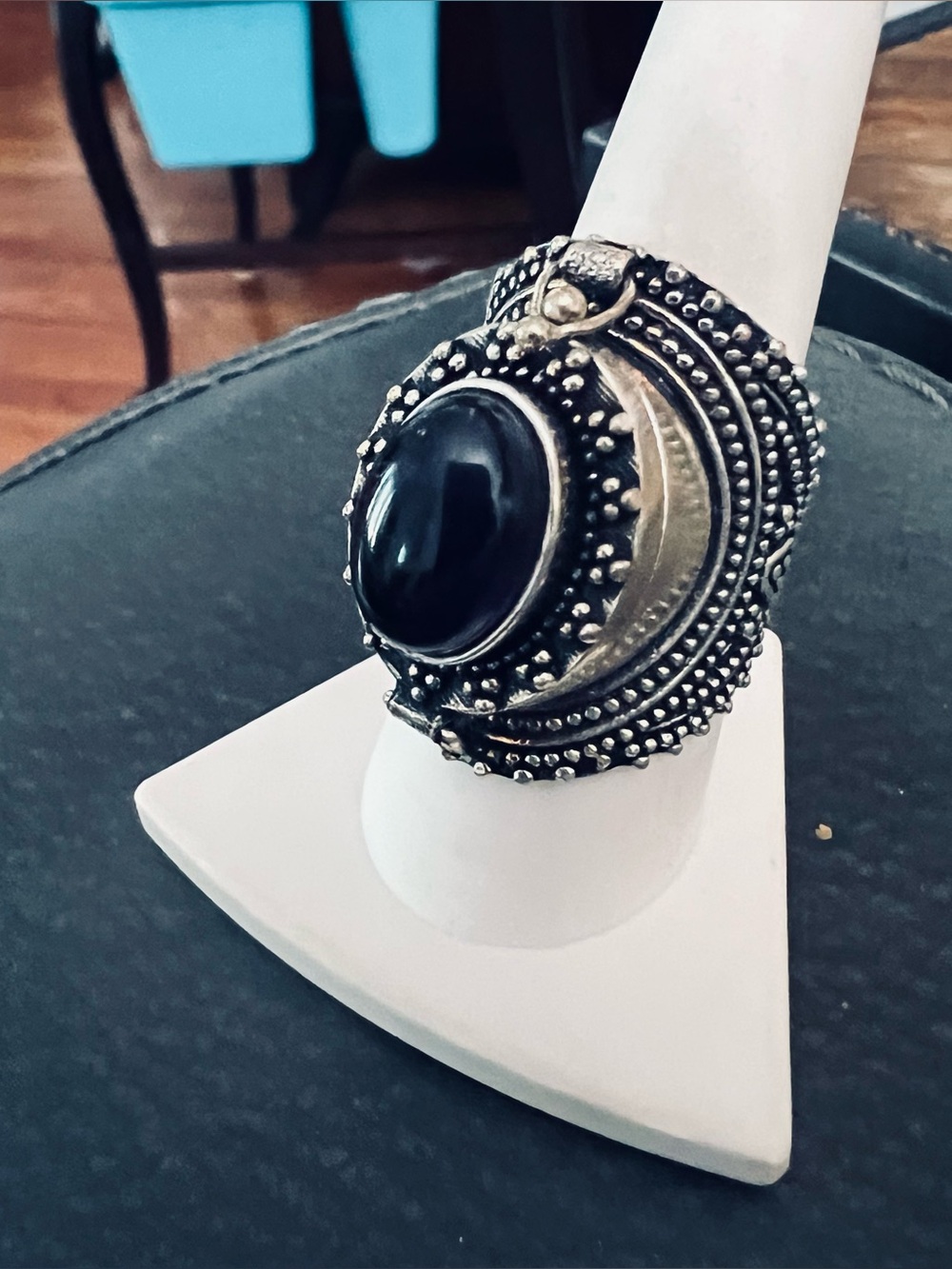 Sterling silver. Poison ring size 9, amethyst.